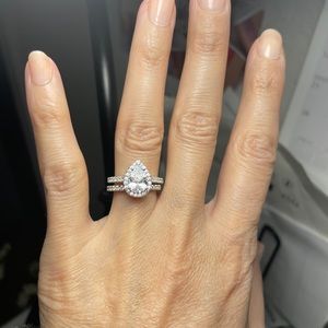 Pear shaped diamond ring+Engagement+Wedding+Synthetic Diamond+cruelty fr…